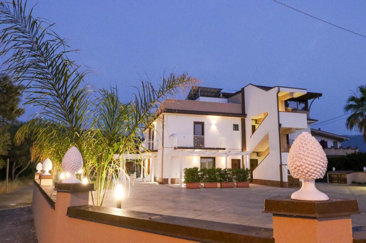 B&B Il Girasole Capo dʼOrlando Εξωτερικό φωτογραφία