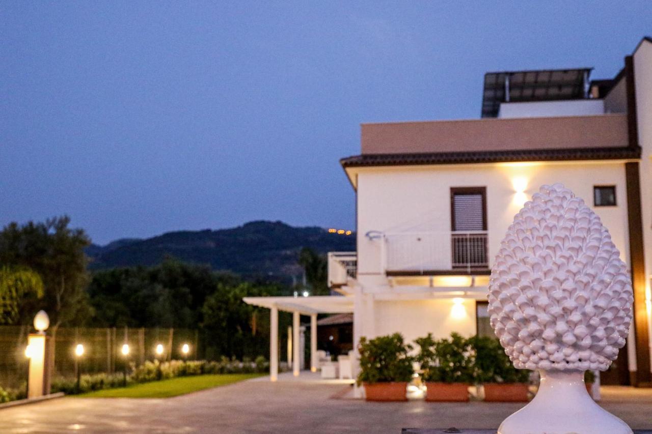 B&B Il Girasole Capo dʼOrlando Εξωτερικό φωτογραφία