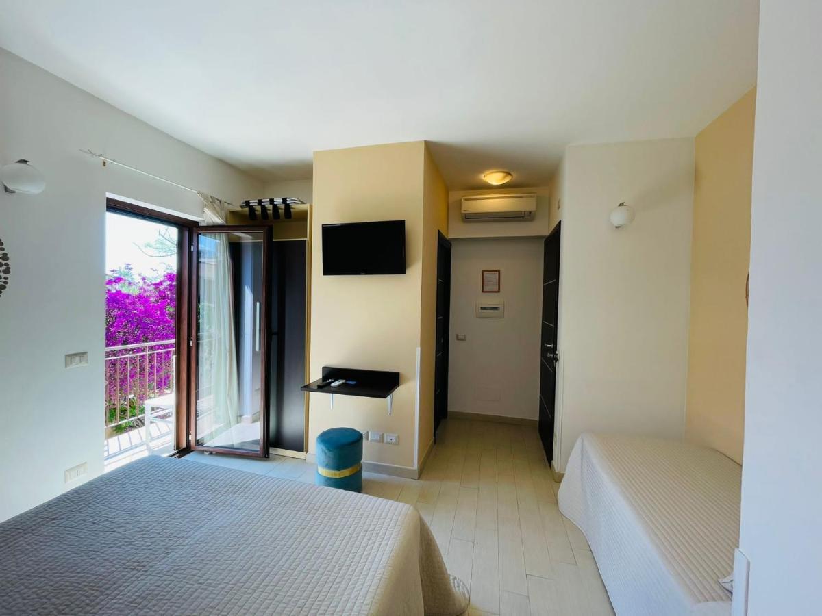 B&B Il Girasole Capo dʼOrlando Εξωτερικό φωτογραφία
